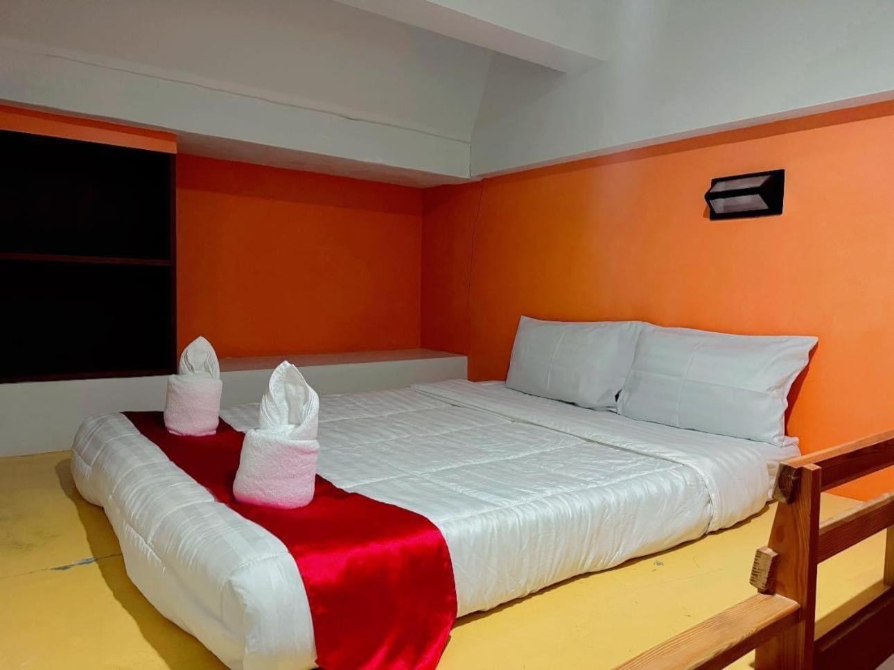 First And Frang Hotel - Koh Phangan Тонгсала Екстер'єр фото